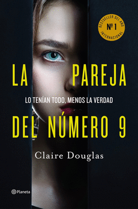 LA PAREJA DEL N�MERO 9